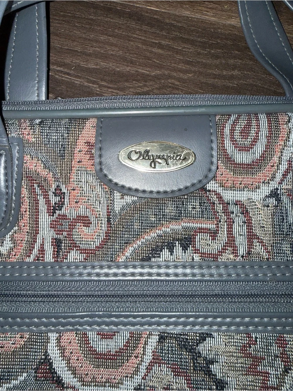 Olympia Brand Travel Carry On Bag Vintage Great Condition